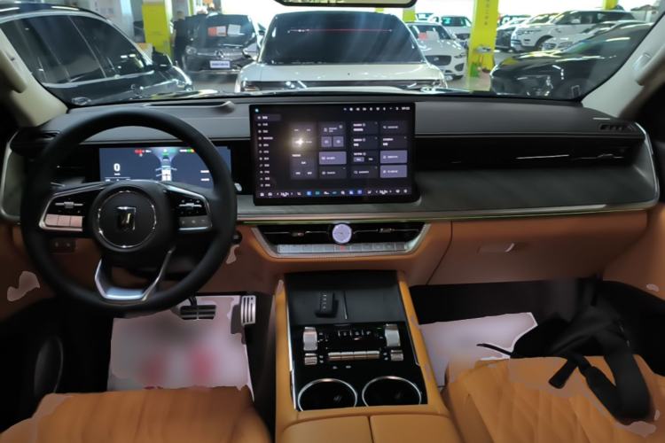 Used Tank 500 New Energy 2026 Model—Hi4-Z Smart Enjoyment Version Center Console