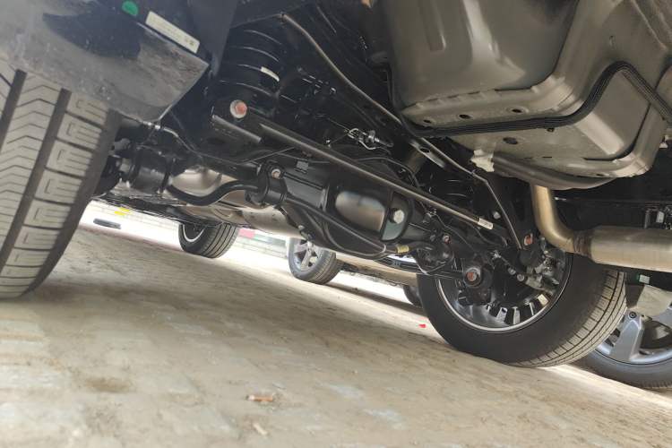 Used Tank 500 New Energy 2026 Model—Hi4-T Smart Enjoyment Version Chassis Rear Left