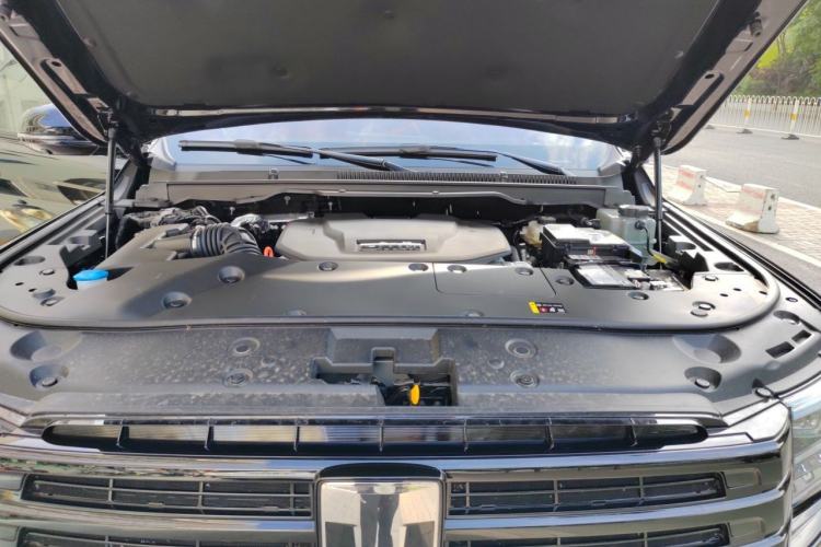 Used Tank 500 New Energy 2026 Hi4-Z Black Warrior Engine Bay