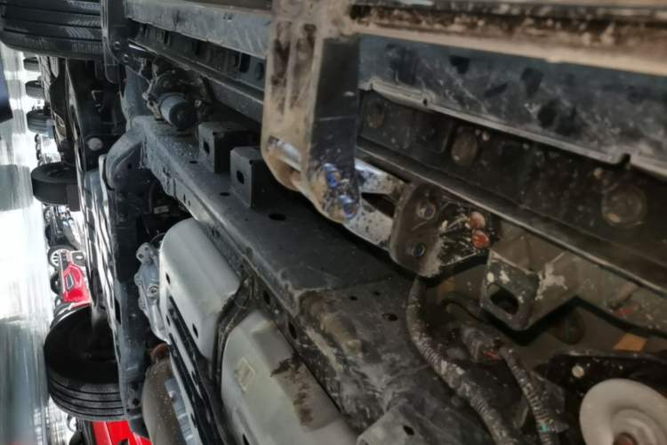 Used Tank 500 New Energy 2026 Model—Hi4-T Smart Enjoyment Version Left Side Sill