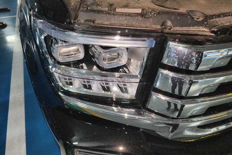 Used Tank 500 New Energy 2026 Model—Hi4-T Smart Enjoyment Version Right Front Headlight