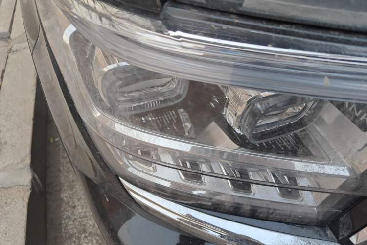 Used Tank 500 New Energy 2026 Model—Hi4-Z Smart Enjoyment Version Right Front Headlight