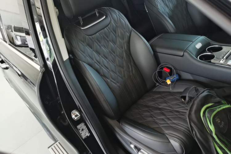 Used Tank 500 New Energy 2026 Model—Hi4-T Smart Enjoyment Version Right Front Seat