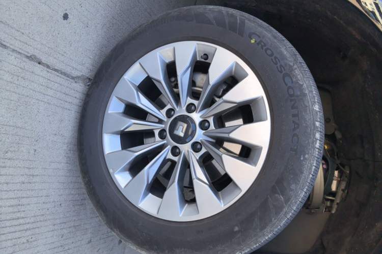 Used Tank 500 New Energy 2026 Model—Hi4-T Smart Enjoyment Version Right Front Wheel Hub