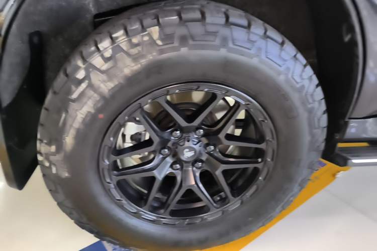 Used Tank 500 New Energy 2026 Model—Hi4-T Smart Enjoyment Version Right Rear Wheel Hub
