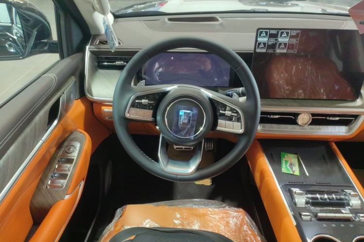 Used Tank 500 New Energy 2026 Model—Hi4-T Smart Enjoyment Version Steering Wheel
