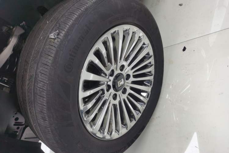 Used Tank 500 New Energy 2026 Model—Hi4-T Standard Version Left Front Wheel Hub
