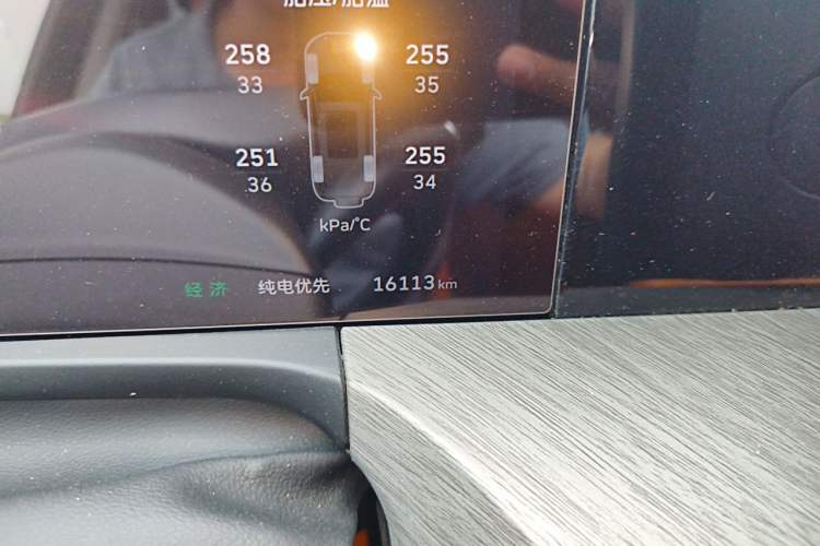 Used Tank 500 New Energy 2026 Model—Hi4-Z Smart Enjoyment Version Odometer Close Up
