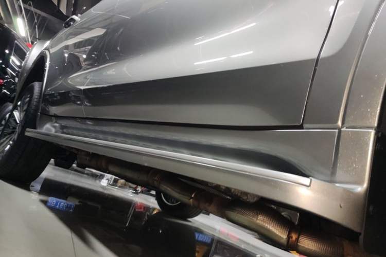 Used Tank 500 New Energy 2026 Model—Hi4-Z Smart Enjoyment Version Right Side Sill
