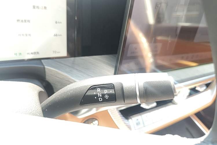 Used Tank 500 New Energy 2026 Model—Hi4-Z Smart Enjoyment Version Gear Lever