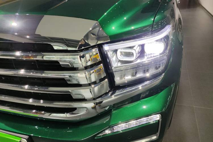 Used Tank 500 New Energy 2026 Model—Hi4-Z Smart Enjoyment Version Left Front Headlight