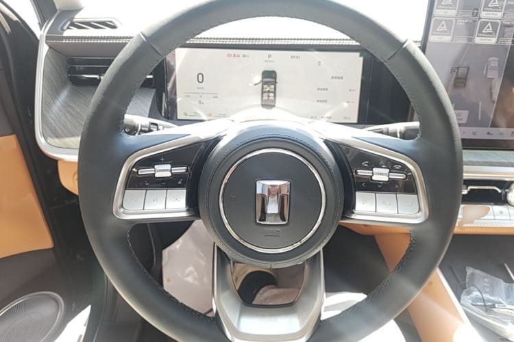 Used Tank 500 New Energy 2026 Model—Hi4-Z Smart Enjoyment Version Steering Wheel