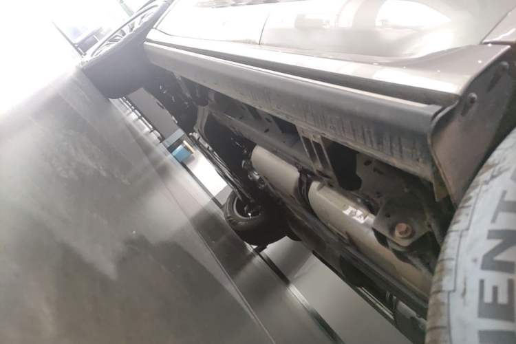 Used Tank 500 New Energy 2026 Model—Hi4-T Smart Enjoyment Version Left Side Sill