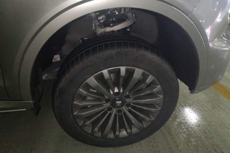 Used Tank 500 New Energy 2026 Model—Hi4-T Smart Enjoyment Version Right Front Wheel Hub