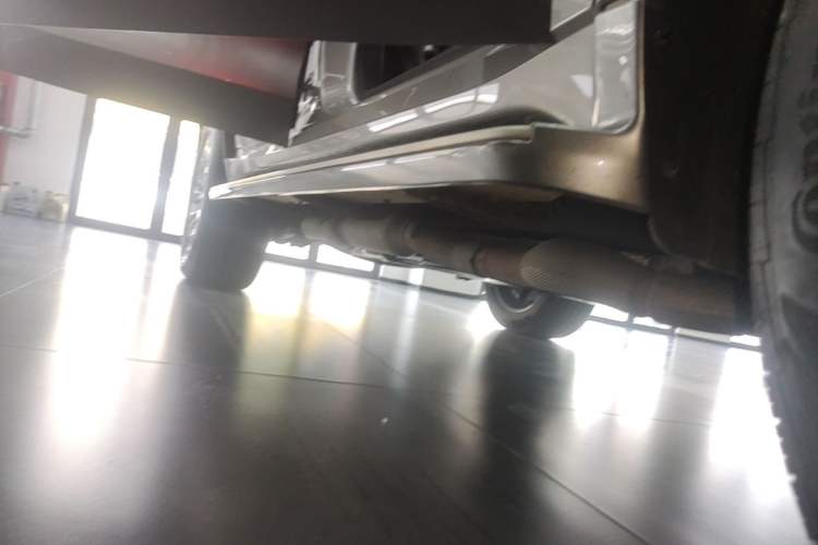 Used Tank 500 New Energy 2026 Model—Hi4-Z Smart Enjoyment Version Right Side Sill