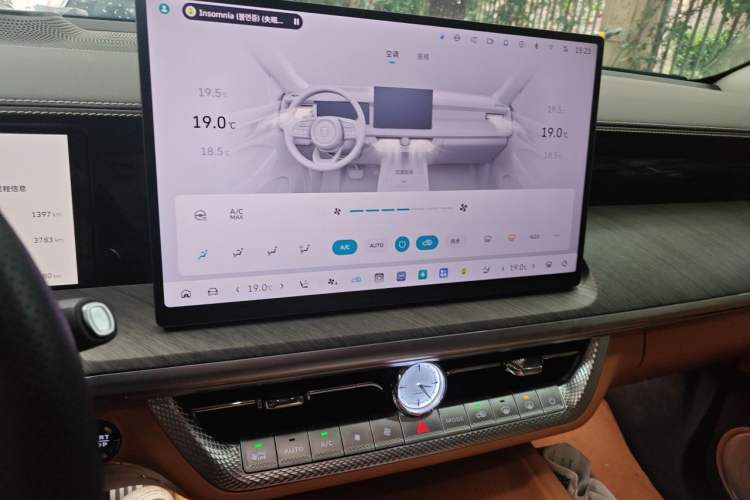 Used Tank 500 New Energy 2026 Model—Hi4-Z Smart Enjoyment Version Audio And AC Panel