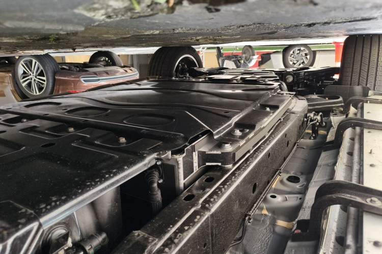 Used Tank 500 New Energy 2026 Model—Hi4-Z Smart Enjoyment Version Chassis Rear Left