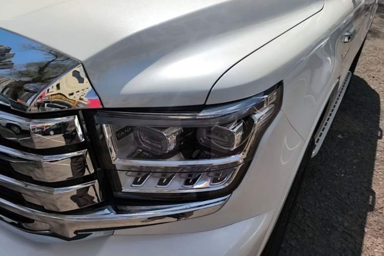Used Tank 500 New Energy 2026 Model—Hi4-Z Smart Enjoyment Version Left Front Headlight