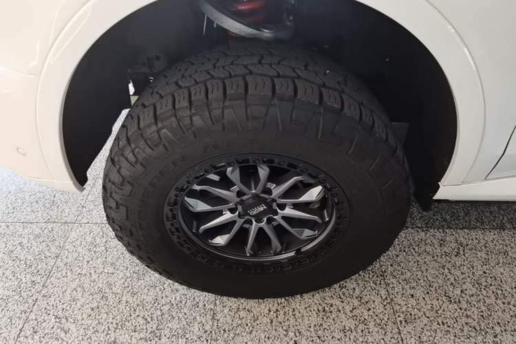 Used Tank 500 New Energy 2026 Model—Hi4-T Smart Enjoyment Version Left Front Wheel Hub