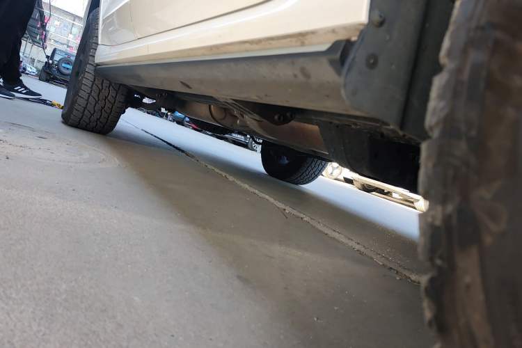 Used Tank 500 New Energy 2026 Model—Hi4-T Smart Enjoyment Version Right Side Sill