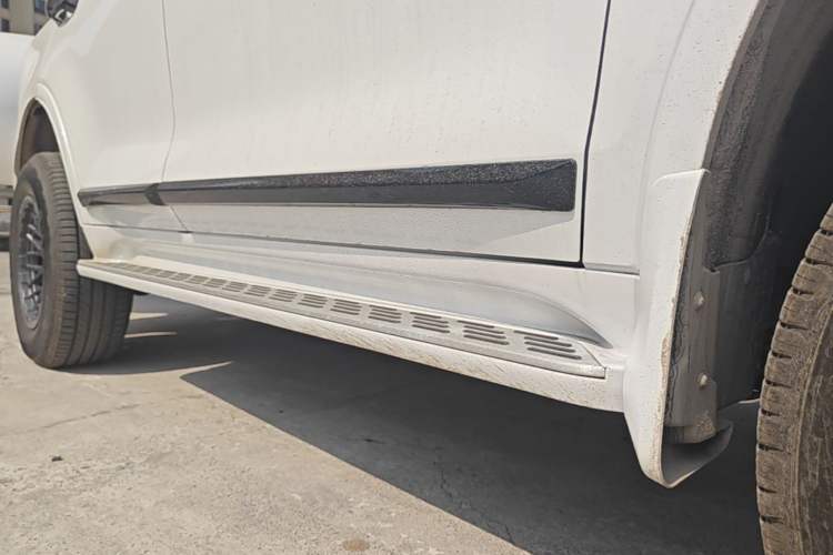 Used Tank 500 New Energy 2026 Model—Hi4-Z Smart Enjoyment Version Right Side Sill