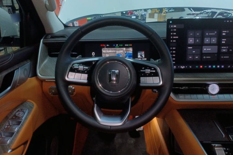 Used Tank 500 New Energy 2026 Model—Hi4-T Smart Enjoyment Version Steering Wheel