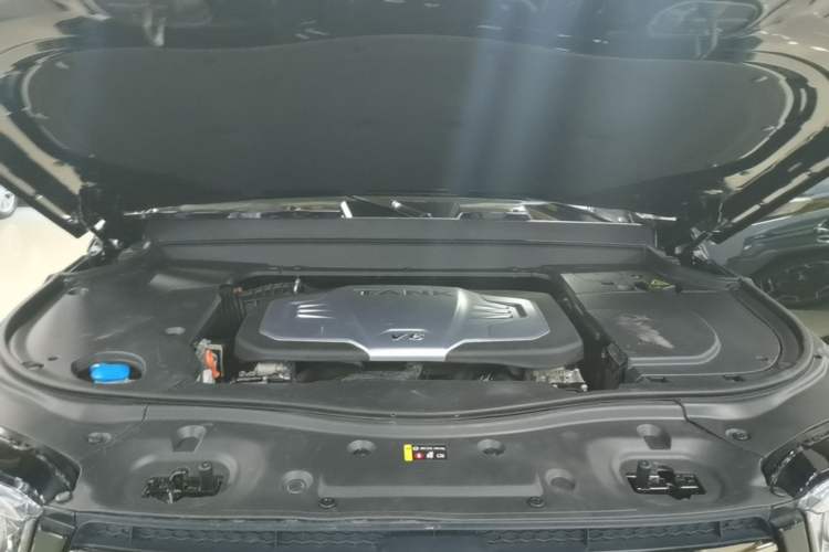 Used Tank 700 New Energy 2024 Hi4-T Extreme Edition Engine Bay
