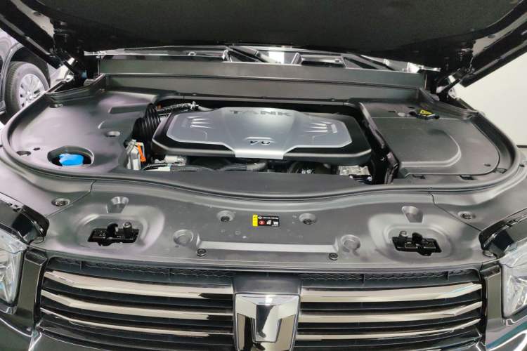 Used Tank 700 New Energy 2024 Hi4-T Extreme Edition Engine Bay