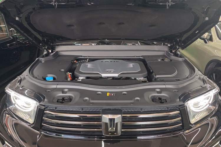 Used Tank 700 New Energy 2024 Hi4-T Extreme Edition Engine Bay