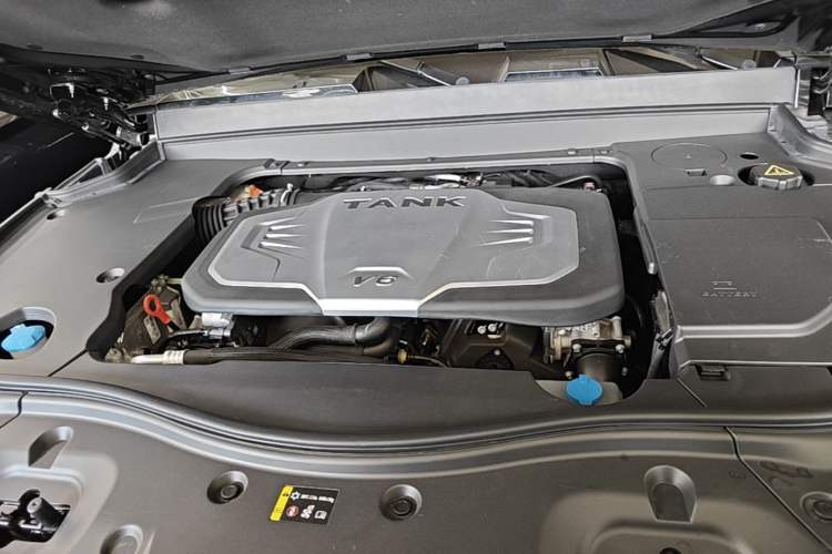 Used Tank 700 New Energy 2024 Hi4-T Extreme Edition Engine Bay