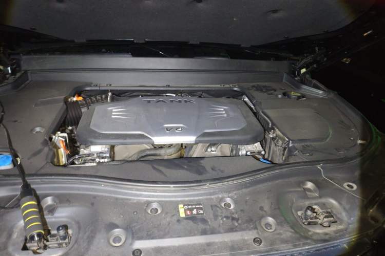 Used Tank 700 New Energy 2024 Hi4-T Extreme Edition Engine Bay