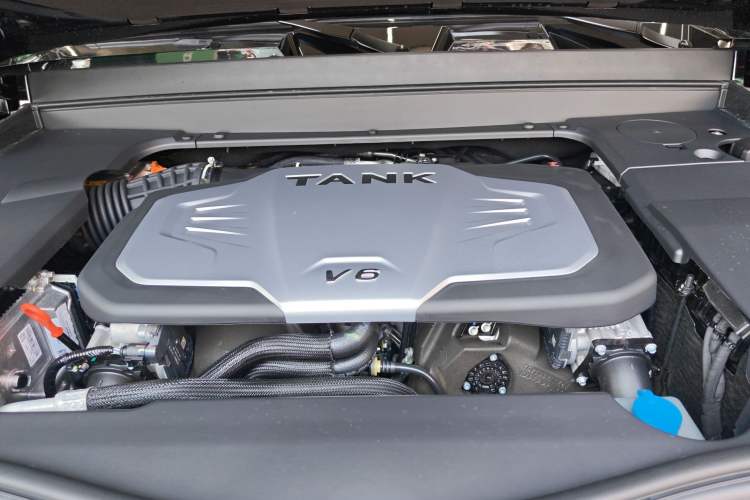 Used Tank 700 New Energy 2024 Hi4-T Extreme Edition Engine Bay