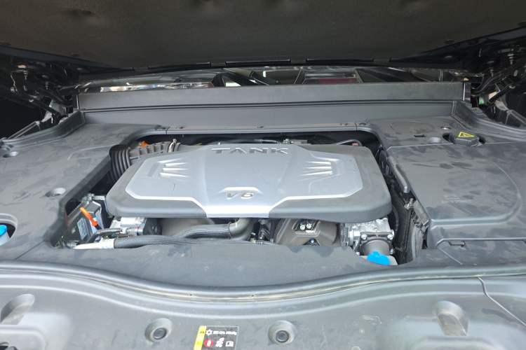 Used Tank 700 New Energy 2024 Hi4-T Extreme Edition Engine Bay