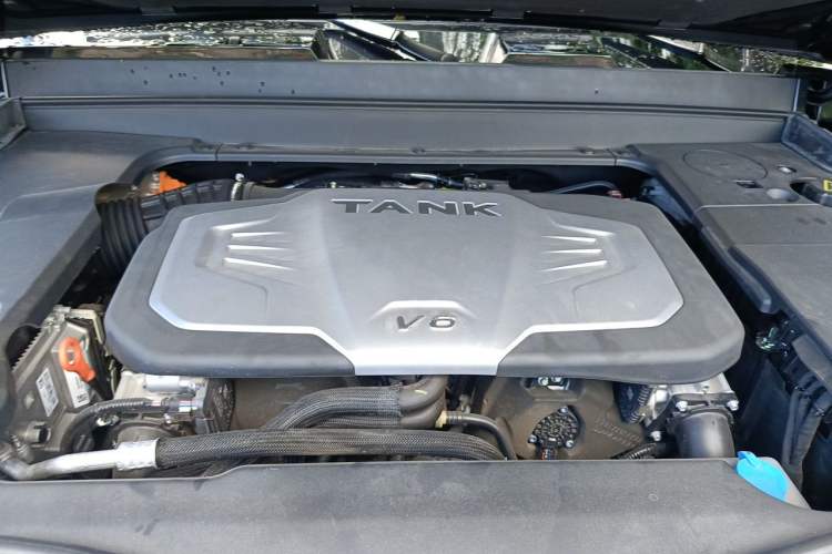 Used Tank 700 New Energy 2024 Hi4-T Extreme Edition Engine Bay