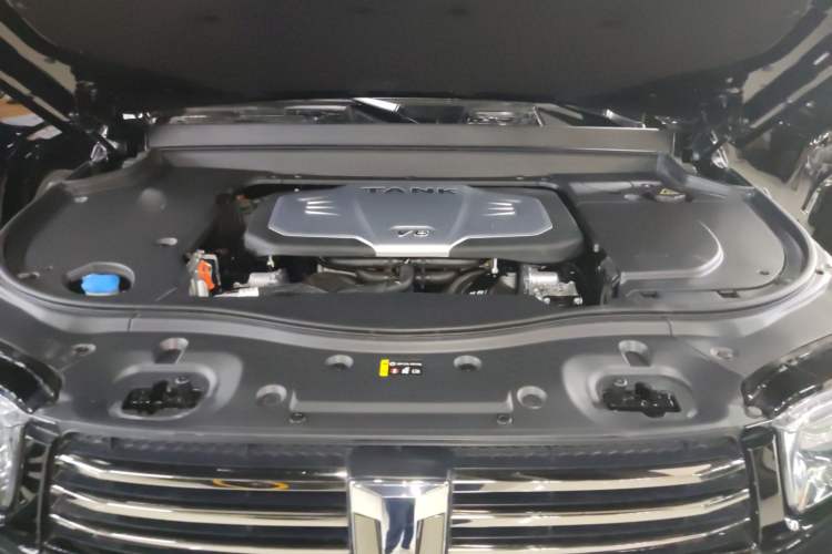 Used Tank 700 New Energy 2024 Hi4-T Extreme Edition Engine Bay
