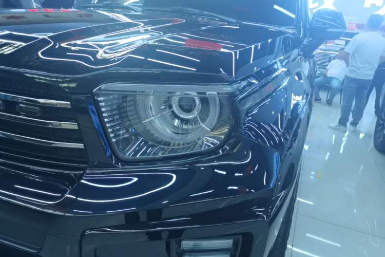 Used Tank 700 New Energy 2024 Hi4-T Extreme Edition Left Front Headlight