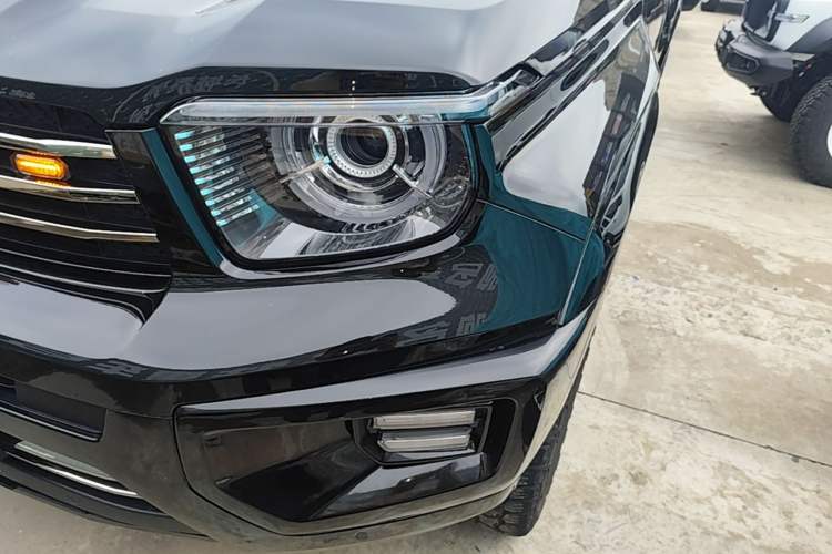 Used Tank 700 New Energy 2024 Hi4-T Extreme Edition Left Front Headlight