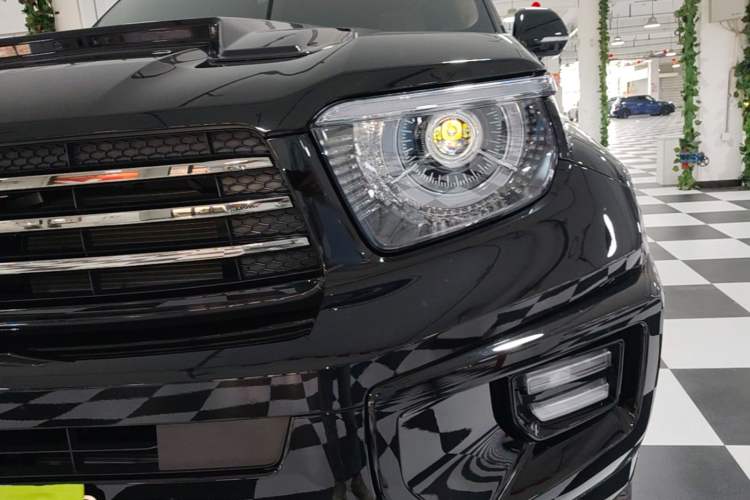 Used Tank 700 New Energy 2024 Hi4-T Ultimate Edition Left Front Headlight