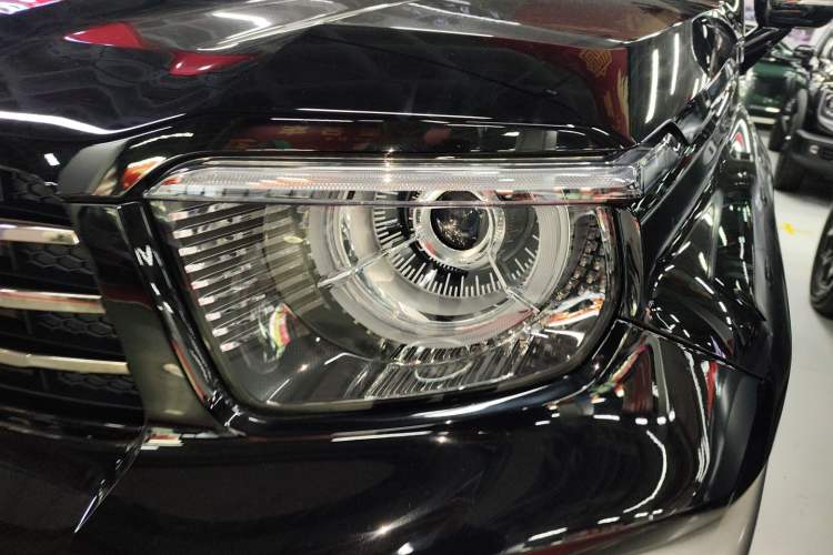 Used Tank 700 New Energy 2024 Hi4-T Extreme Edition Left Front Headlight