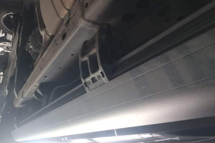 Used Tank 700 New Energy 2024 Hi4-T Extreme Edition Left Side Sill