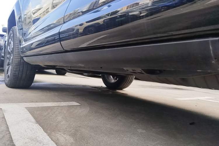 Used Tank 700 New Energy 2024 Hi4-T Extreme Edition Left Side Sill