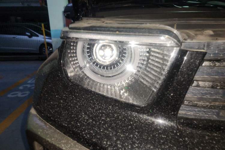 Used Tank 700 New Energy 2024 Hi4-T Ultimate Edition Right Front Headlight