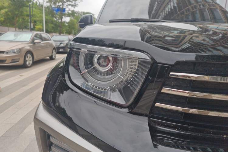 Used Tank 700 New Energy 2024 Hi4-T Extreme Edition Right Front Headlight