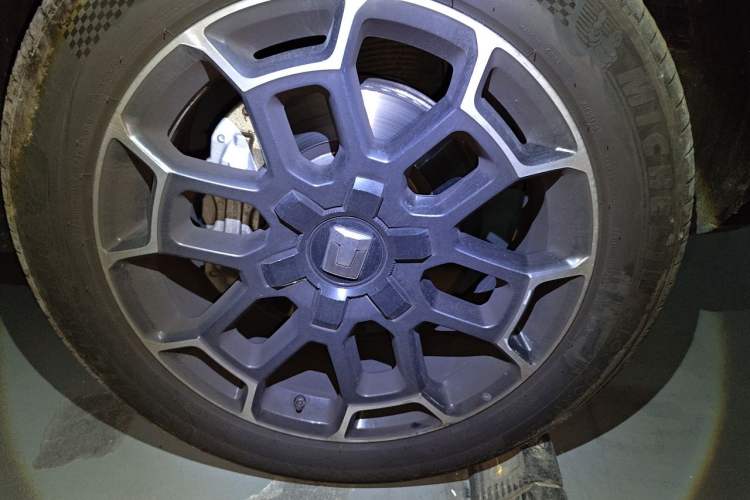 Used Tank 700 New Energy 2024 Hi4-T Extreme Edition Right Front Wheel Hub