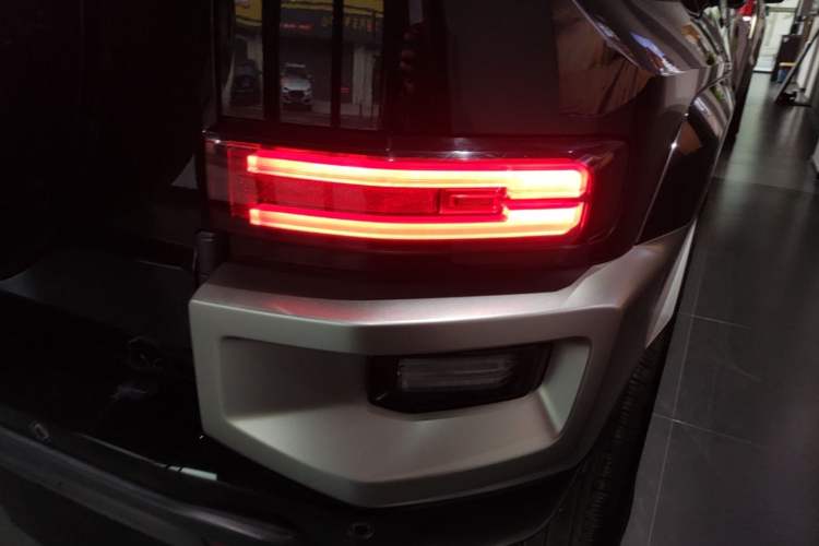Used Tank 700 New Energy 2024 Hi4-T Extreme Edition Right Rear Taillight