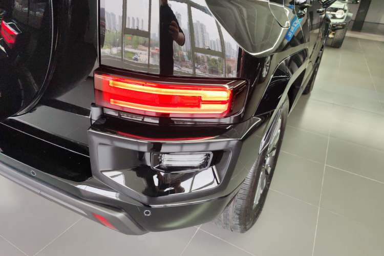 Used Tank 700 New Energy 2024 Hi4-T Extreme Edition Right Rear Taillight