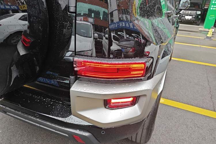 Used Tank 700 New Energy 2024 Hi4-T Extreme Edition Right Rear Taillight