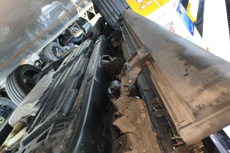 Used Tank 700 New Energy 2024 Hi4-T Extreme Edition Right Side Sill