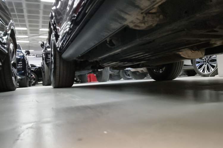 Used Tank 700 New Energy 2024 Hi4-T Extreme Edition Right Side Sill