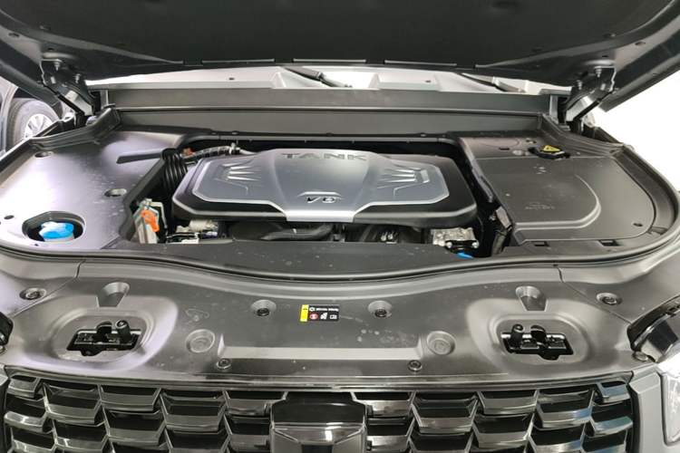 Used Tank 700 New Energy 2024 Hi4-T Extreme Edition Engine Bay